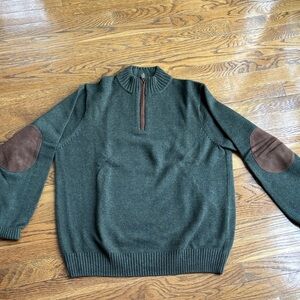 Vineyard Vines Green Zip Up Sweater with Brown Accents